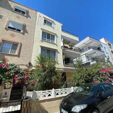 Apt/studio Sleeps 4. Altinkum. Didim. Turkey. * ディディム